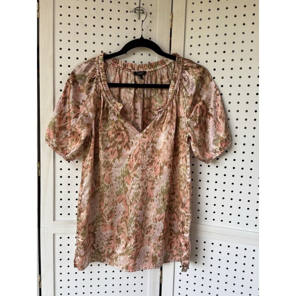 Talbots Women's XS Short SLV V Neck Satin Blouse Peach Brown Ruffle Neck
